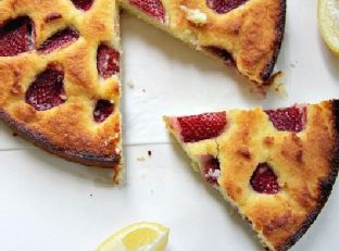 Lemon Strawberry Cake