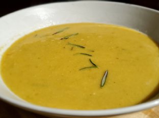 Lemon Rosemary Chickpea Soup