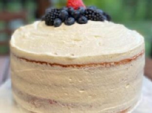 Berry Chantilly Cake