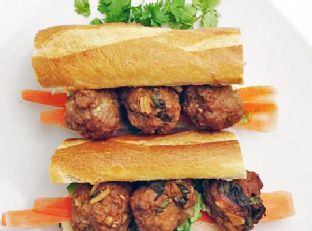 BahnMi Meatball Sub