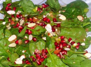 Colorful and Crunchy Pomegranate and Spinach Side Salad