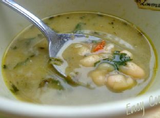 Creamy aubergine and cannellini soup