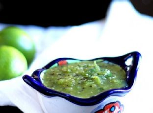 Kiwi-Tomatillo Salsa Verde