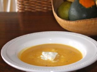 My Sister’s Soup: Creamy Curried Squash and Cauliflower Soup