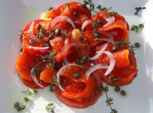 Roasted red peppers and tomatoes salad