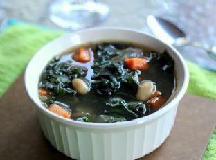 Sweet Potato, Kale & White Bean Soup