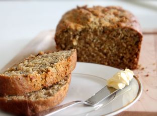 Whole Wheat Banana Bread with Walnuts