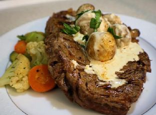 Oven Rib-Eye Steaks with Cream Sauce