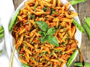 Spicy Chicken Pasta and Peas with Sun-Dried Tomato Sauce