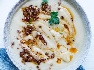 Healthy Cauliflower Soup with Bacon and Chili Oil