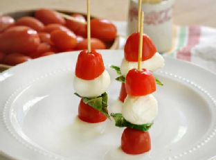 Caprese Salad Appetizers