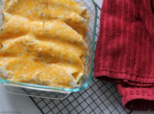 How to Make an Easy Chicken Enchilada