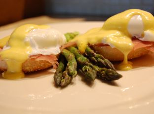 Asparagus Eggs Benedict