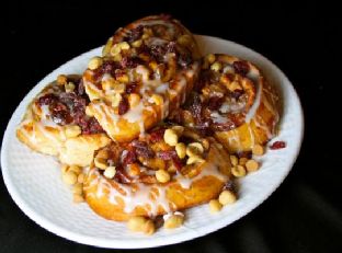 Bon “Apple” Tite Cinnamon Rolls