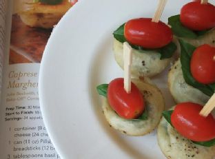 Caprese Pesto Margherita Stackers