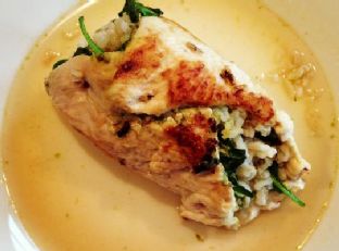 Chicken Rollintini with Pesto, Baby Spinach & Brown Rice