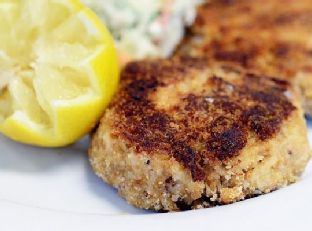 Classic New England Crab Cakes