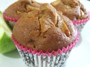 Gluten Free Cinnamon Apple Muffins