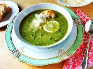 Kale and Chickpea Soup with Lemon