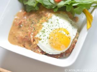 Korean-Style Hamburg Steak w Tomato Gravy