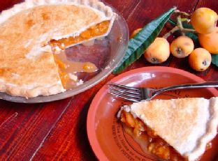 Loquat Pie