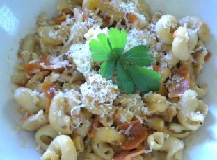 Penne With Shrimp and Herbed Cream Sauce