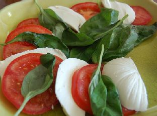 Quick and Easy Caprese Salad