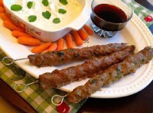 Sheesh Kabobs with Yogurt Dip