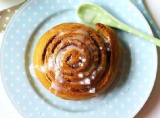 Skillingsbollar – Norwegian Cinnamon and Sugar Rolls