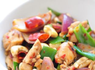 Thai Stir-Fry Chicken With Cashew Nuts