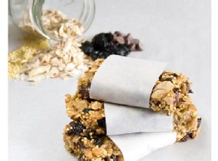 Vanilla Bean Cherry Granola Bars