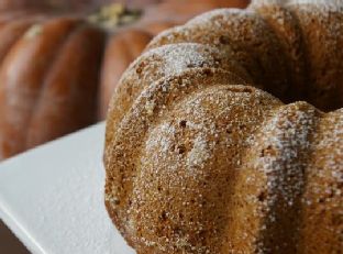 Vegan Pumpkin Bundt Cake