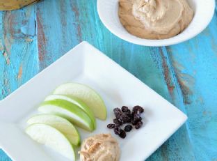 Peanut Butter Yogurt Snack Dip