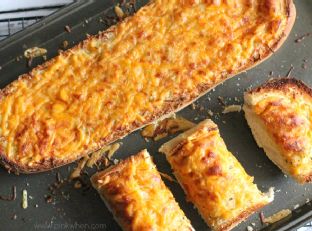 Easy Cheesy Garlic Bread